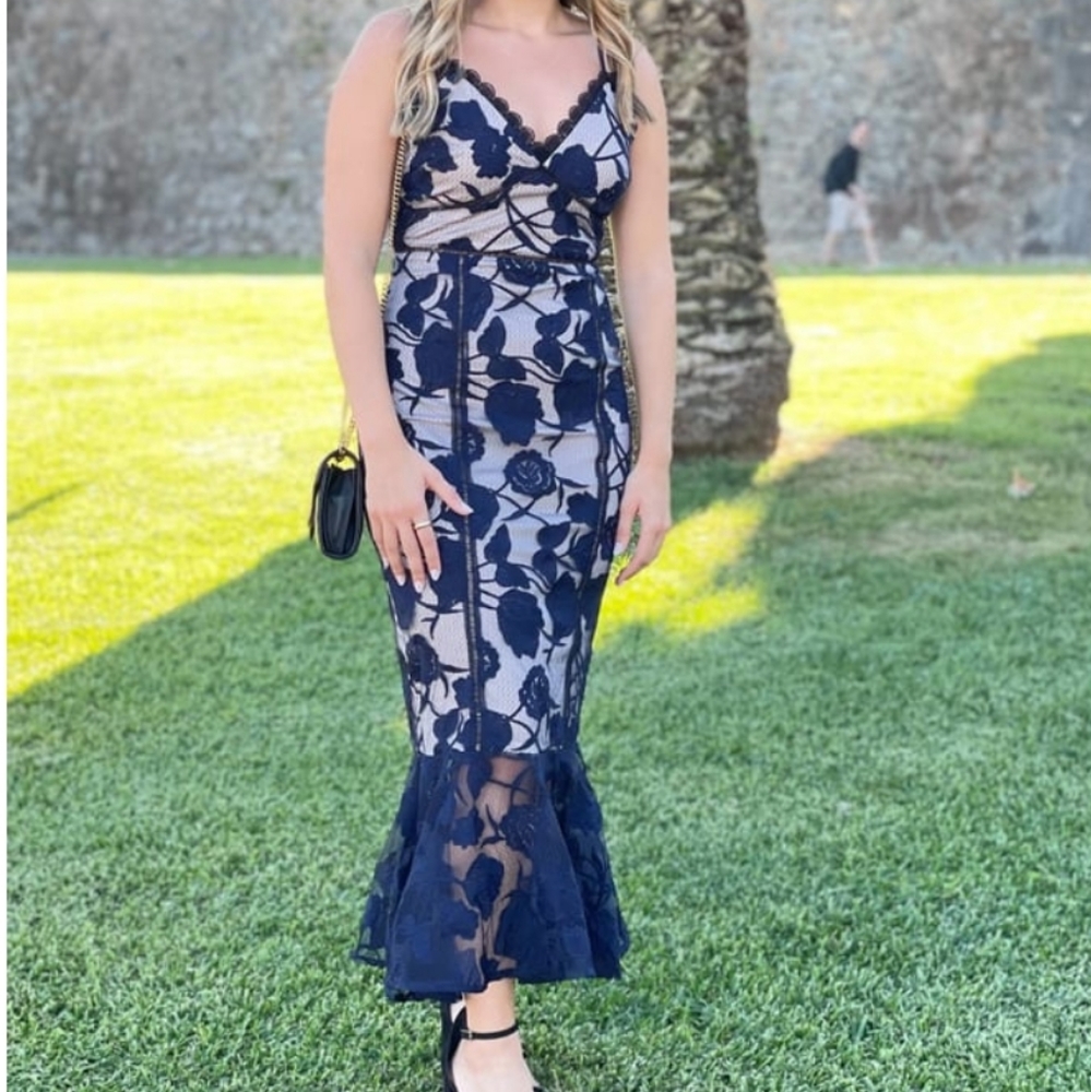 Lulu's Alluring Dream Trumpet Midi Dress